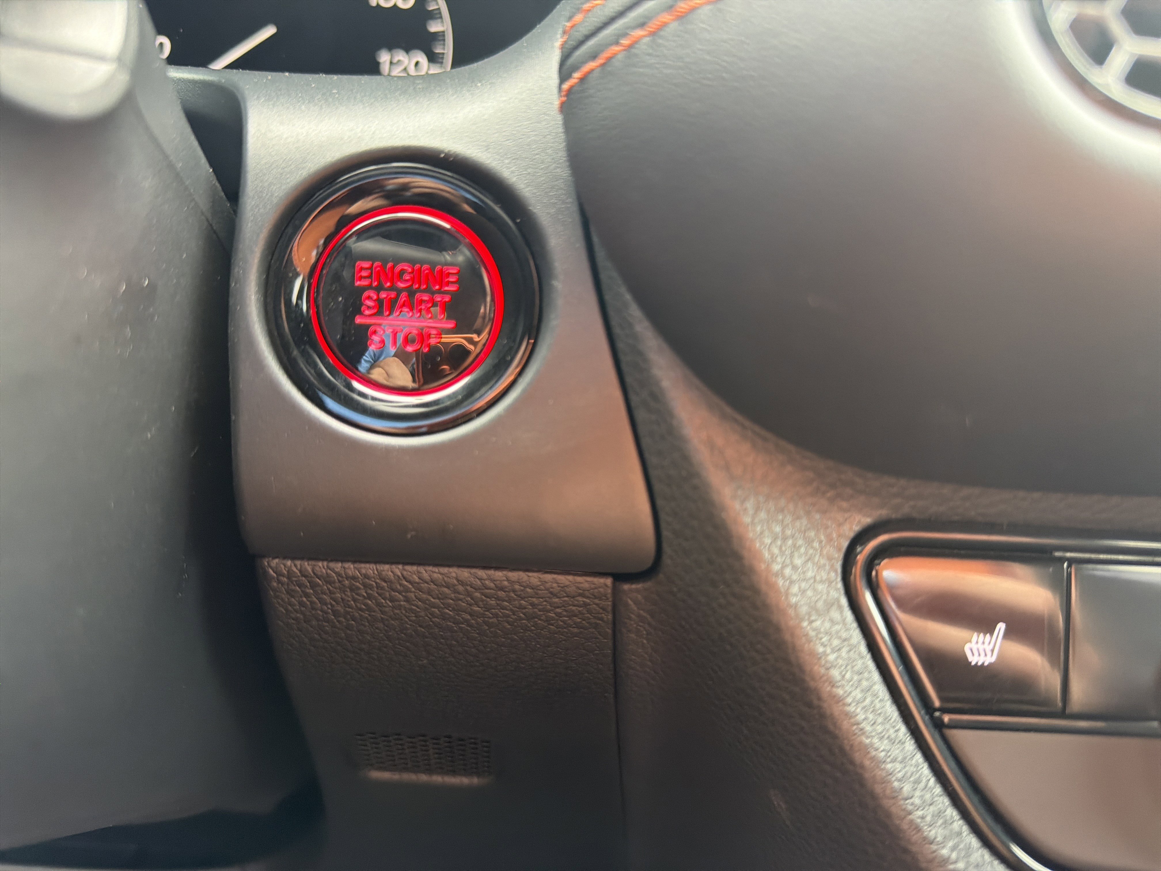 Certified 2025 Honda HR-V Sport image 33