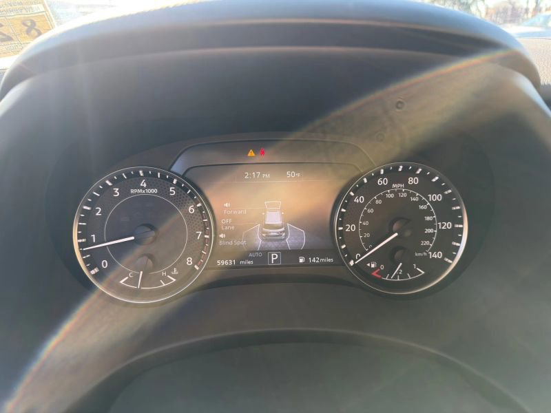 Used 2021 Nissan Armada SV w/ SV Appearance Package image 25