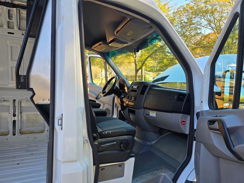 Used 2011 Mercedes-Benz Sprinter 3500 w/ Premium Pkg image 23