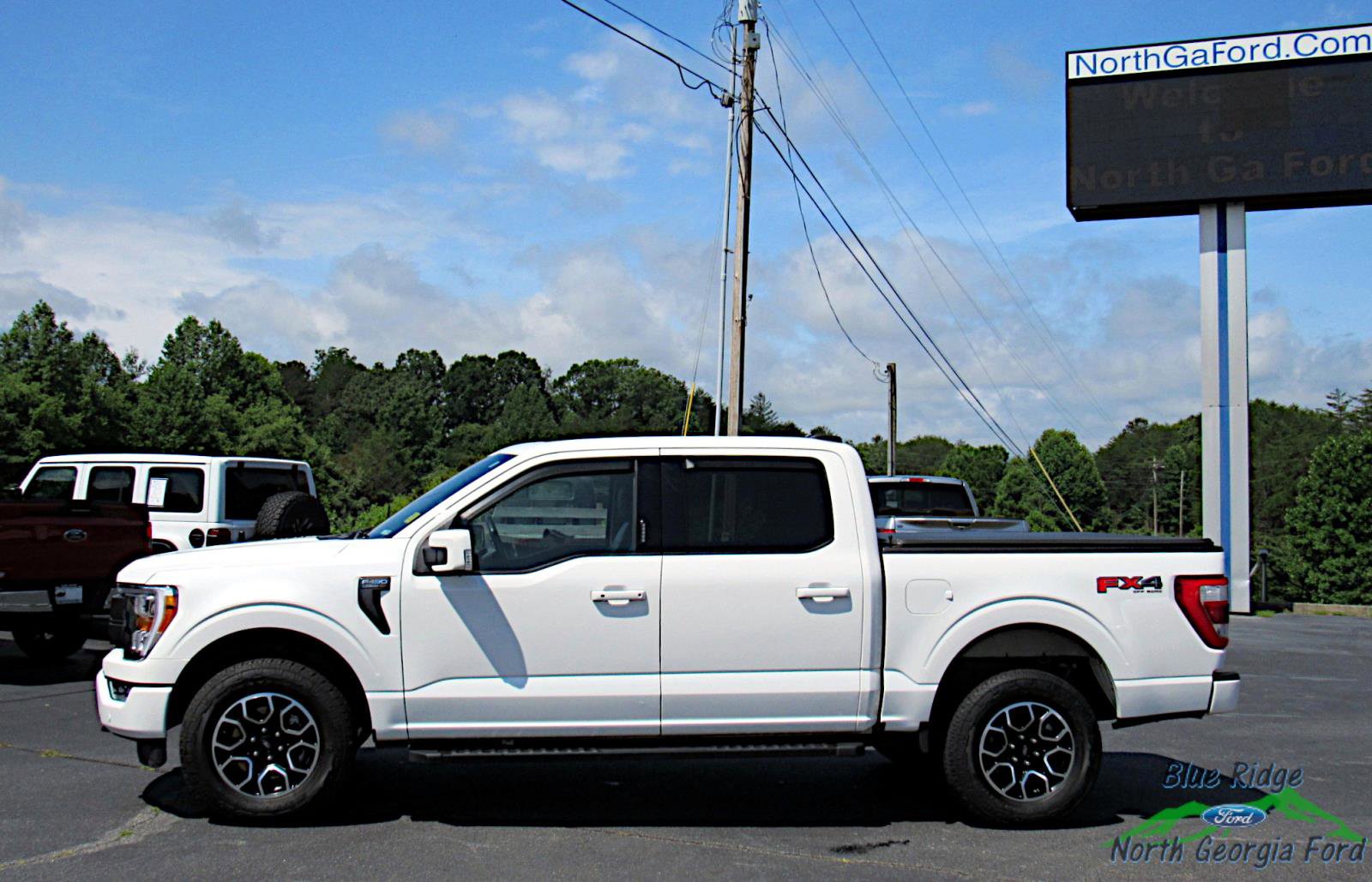 Used 2023 Ford F150 Lariat w/ Max Trailer Tow Package image 2