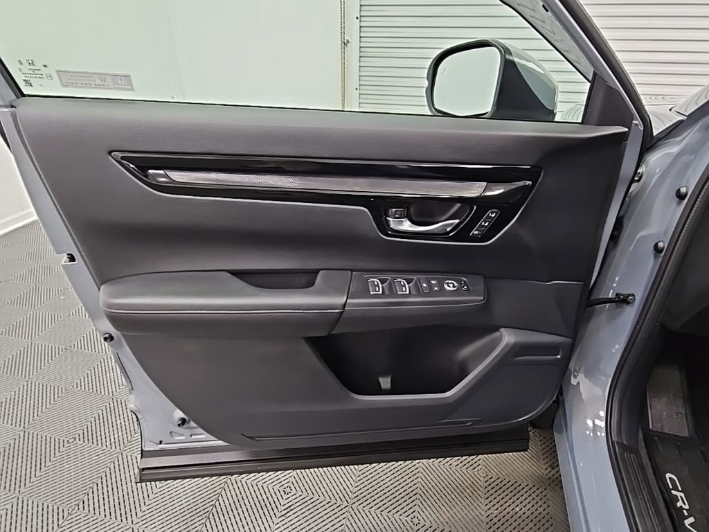 Used 2023 Honda CR-V EX-L image 29