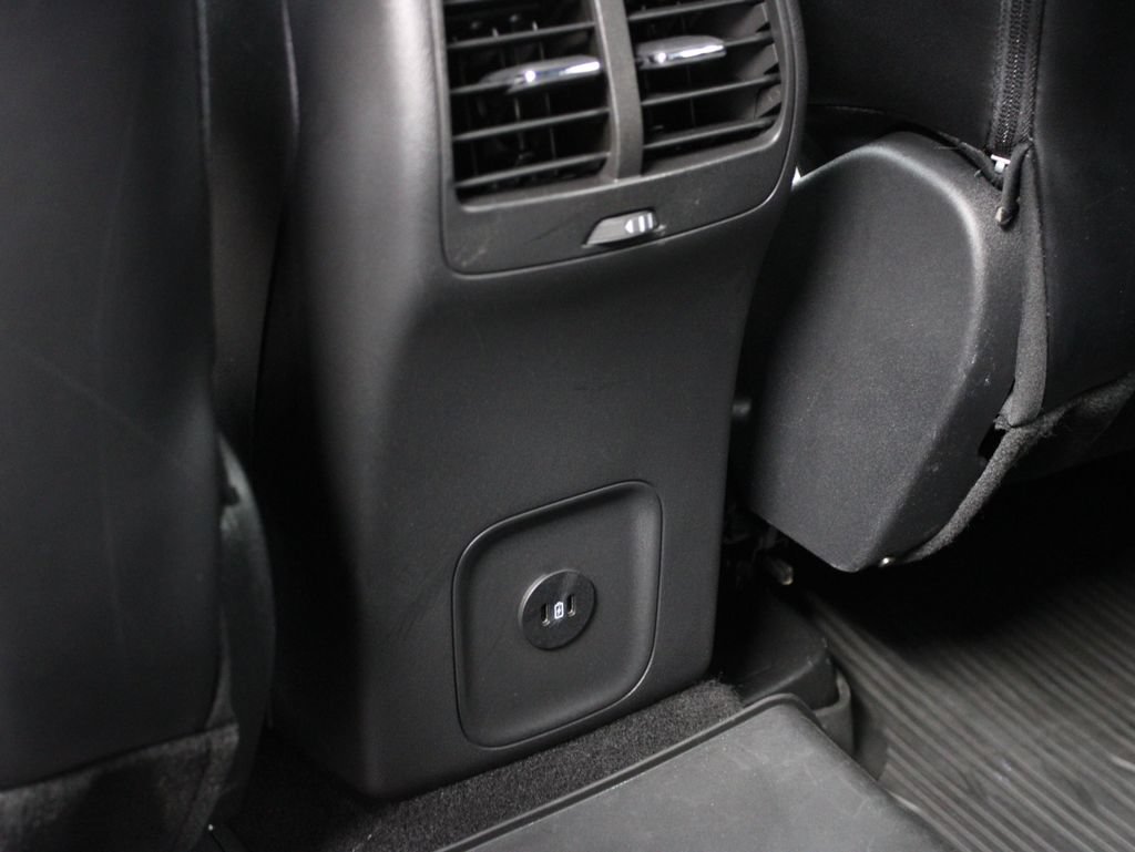 Used 2024 Ford Escape ST-Line w/ Tech Pack #1 AWD/4WD image 17