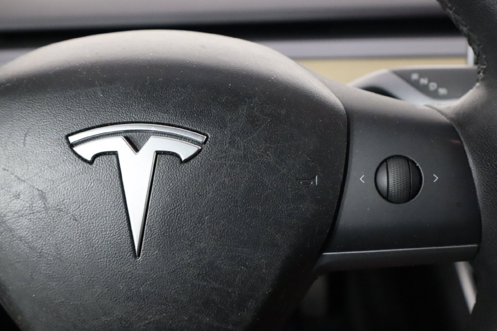 Used 2019 Tesla Model 3 Standard Range Plus RWD image 10