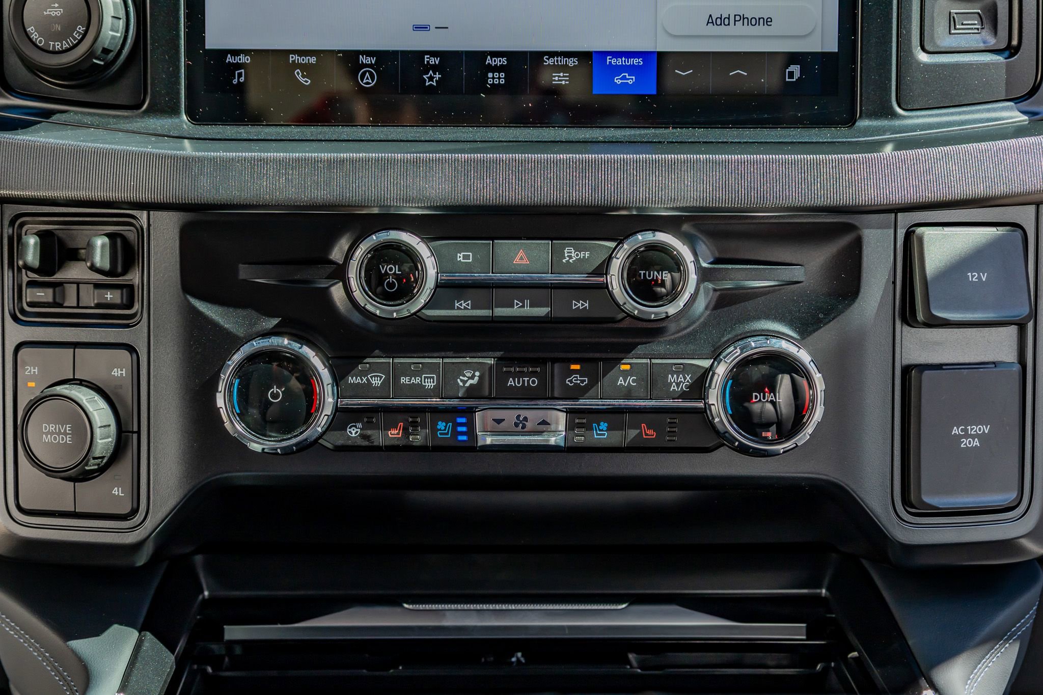 Used 2026 Ford F450 Platinum w/ FX4 Off-Road Package image 23