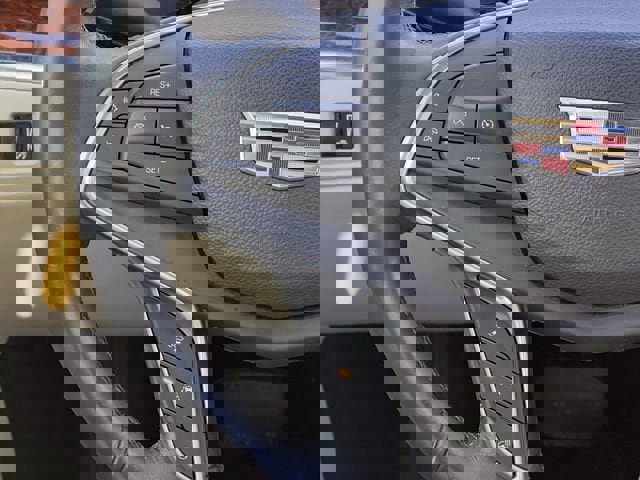 Used 2017 Cadillac XT5 Luxury w/ Driver Awareness Package image 15