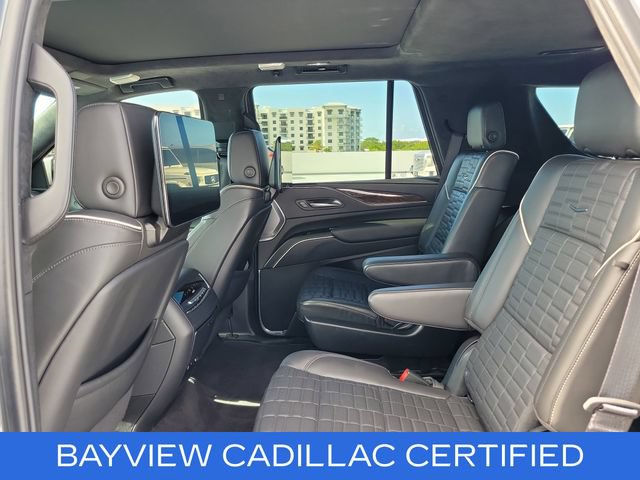 Used 2024 Cadillac Escalade Sport Platinum w/ LPO, ONYX Package AWD/4WD image 17