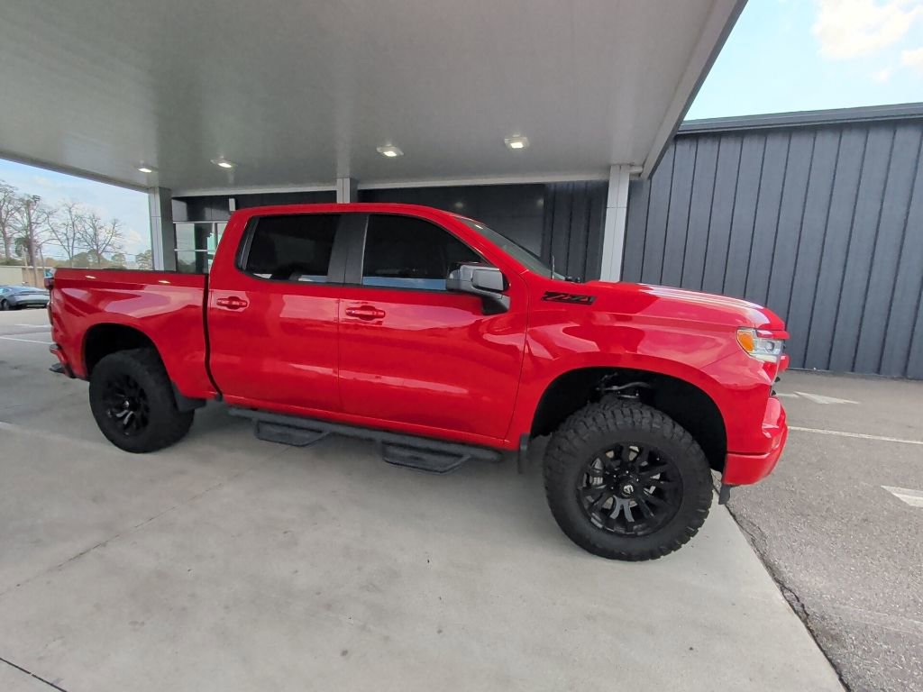 Used 2023 Chevrolet Silverado 1500 RST w/ Z71 Off-Road Package image 4
