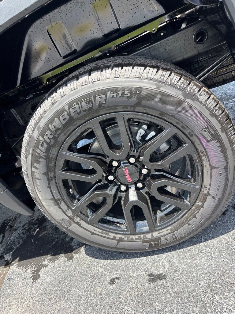 New 2026 GMC Sierra 1500 Pro w/ Graphite Edition AWD/4WD image 8
