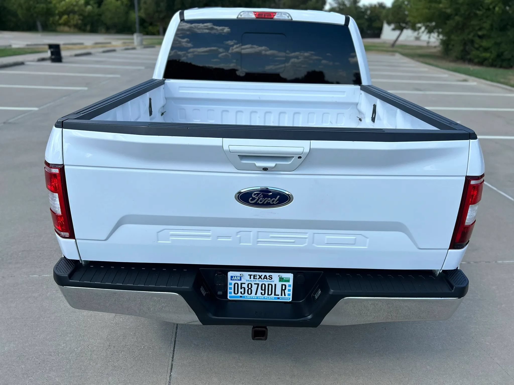 Used 2019 Ford F150 Lariat RWD image 7