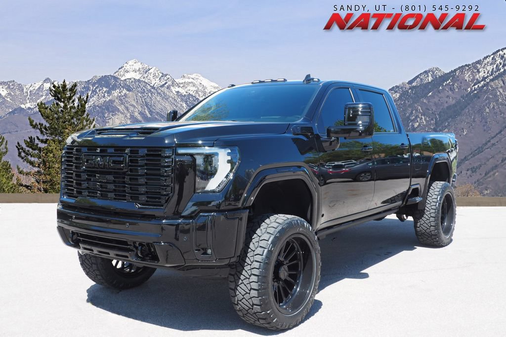 Used 2026 GMC Sierra 3500 Denali w/ Technology Package AWD/4WD image 1