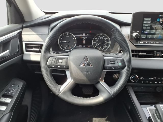 Used 2024 Mitsubishi Outlander SE AWD/4WD image 8