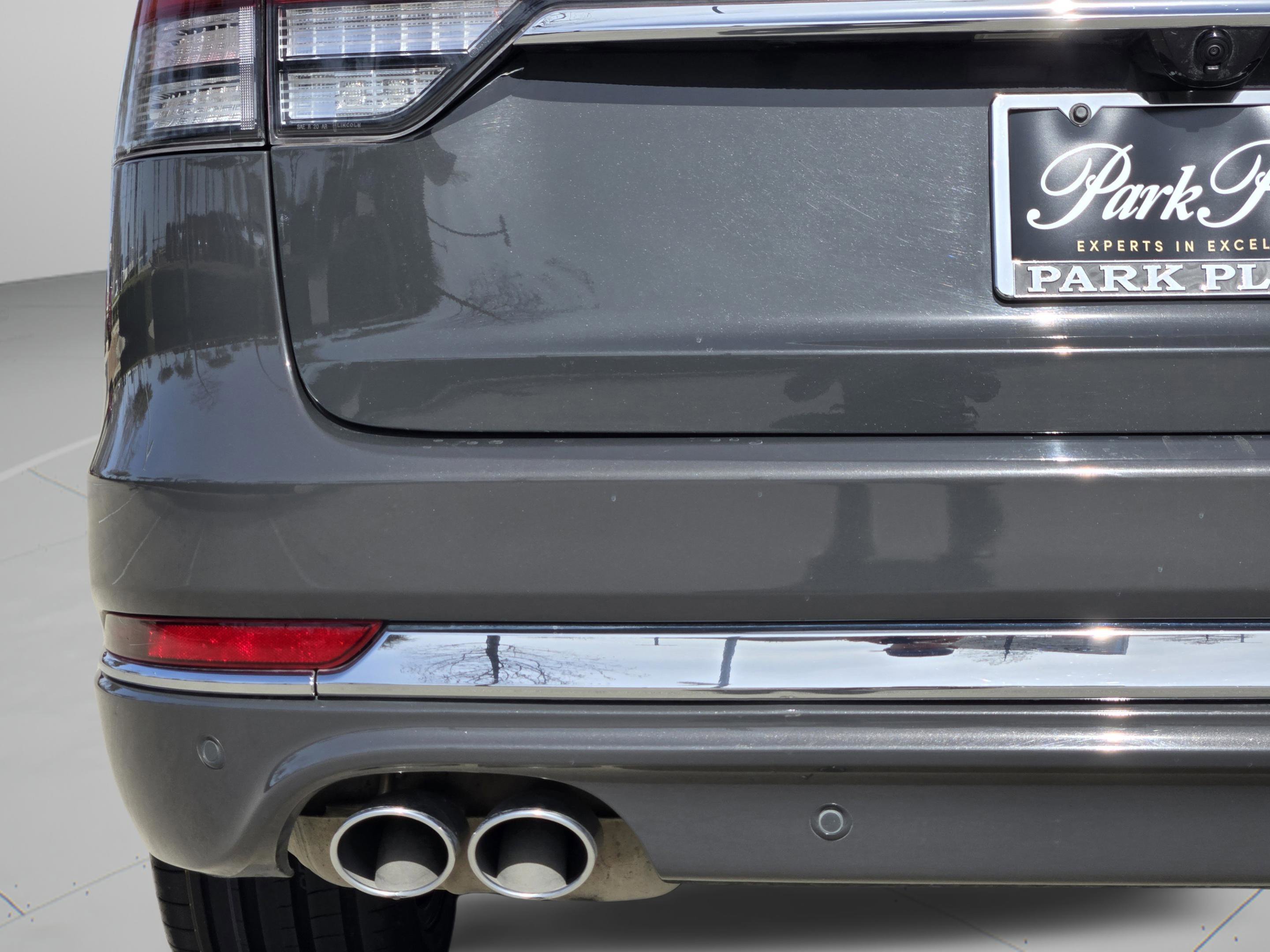 Used 2020 Lincoln Aviator Black Label image 14