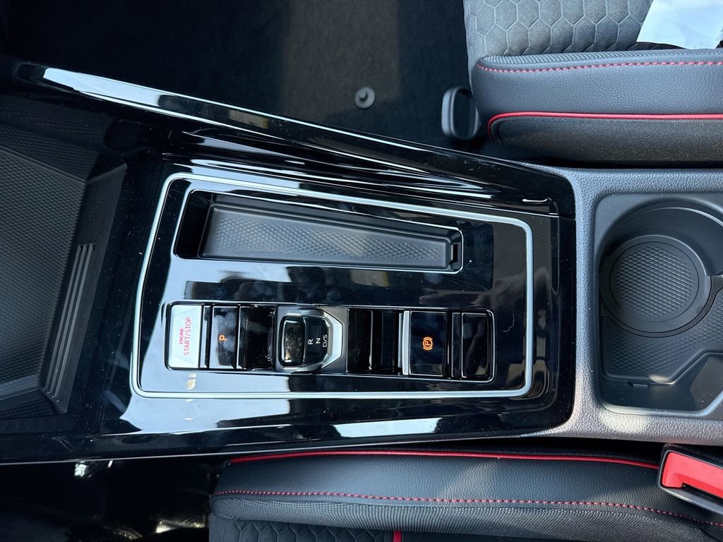 New 2026 Volkswagen GTI SE FWD image 20