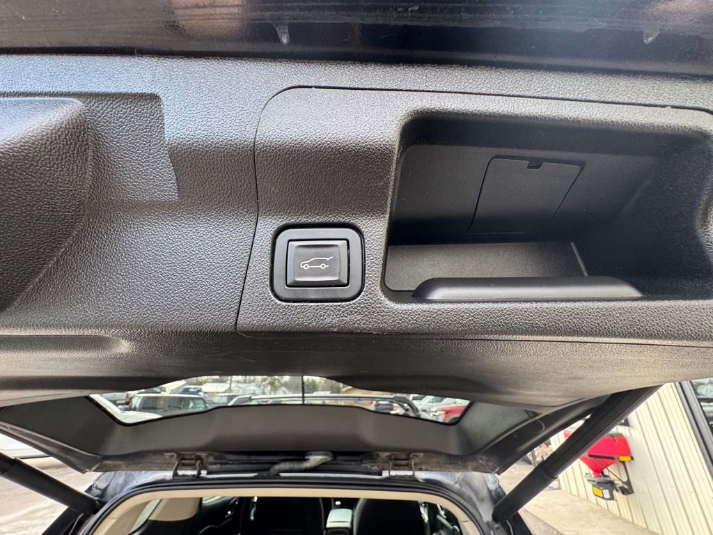 Used 2017 GMC Acadia SLE w/ Driver Alert Package I image 60