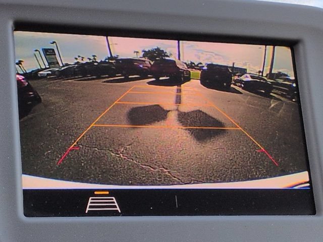Used 2020 Chevrolet Equinox LT FWD image 20