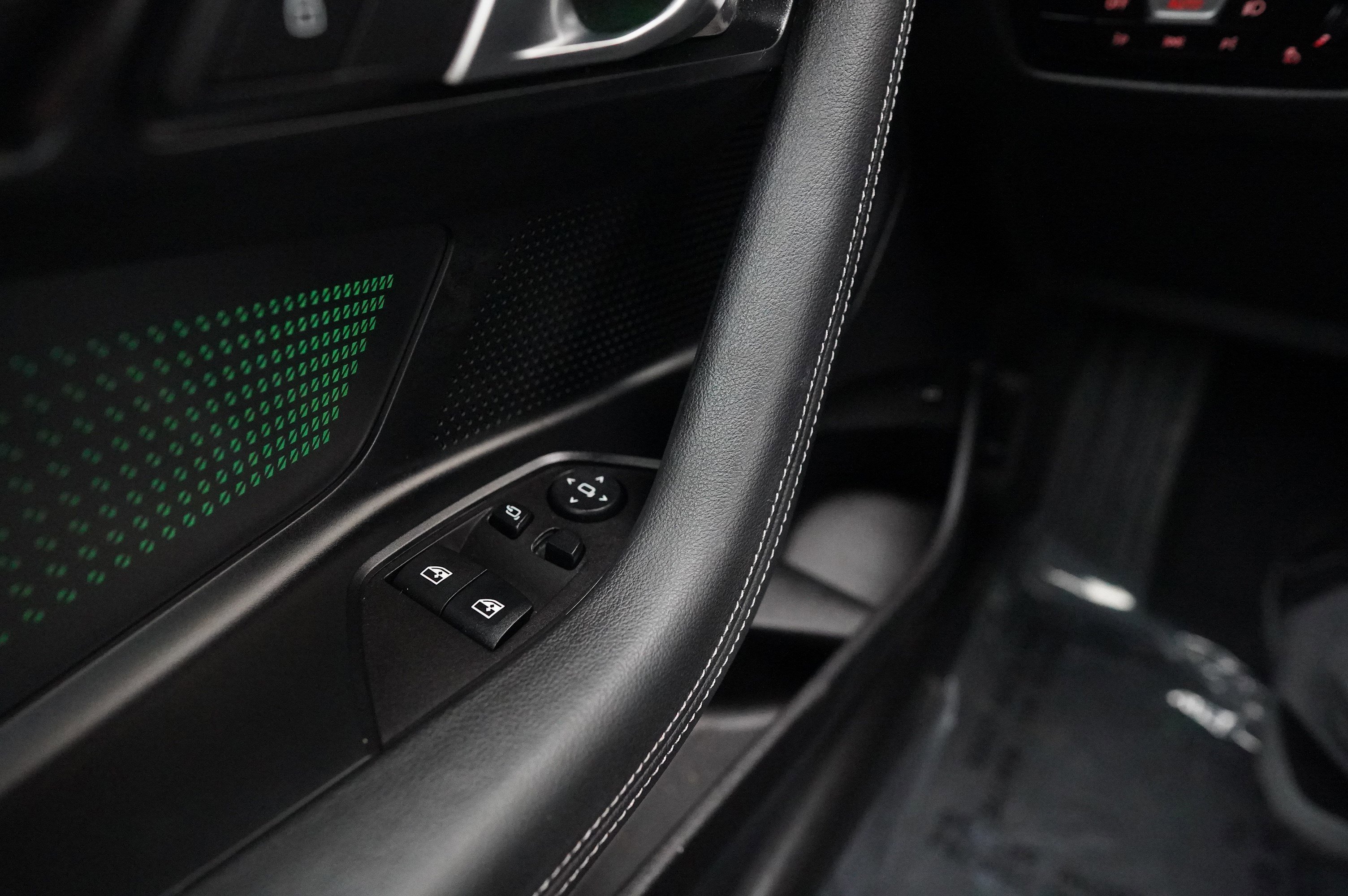 Used 2024 BMW 230i 230i w/ Premium Package image 33