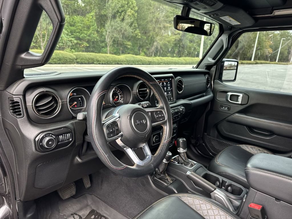Used 2020 Jeep Wrangler Unlimited Sahara image 12