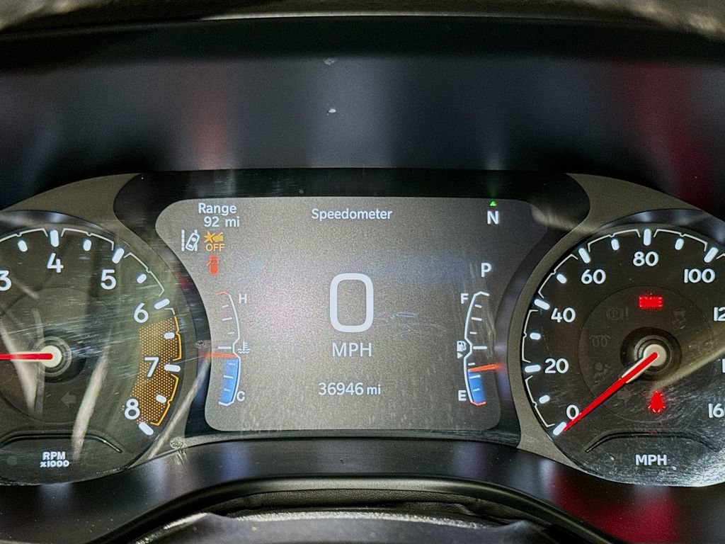 Used 2025 Jeep Compass Limited AWD/4WD image 10