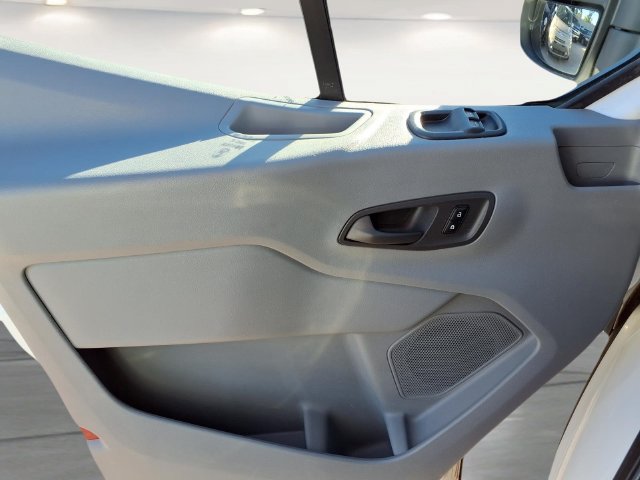 Used 2016 Ford Transit 150 XL RWD image 10
