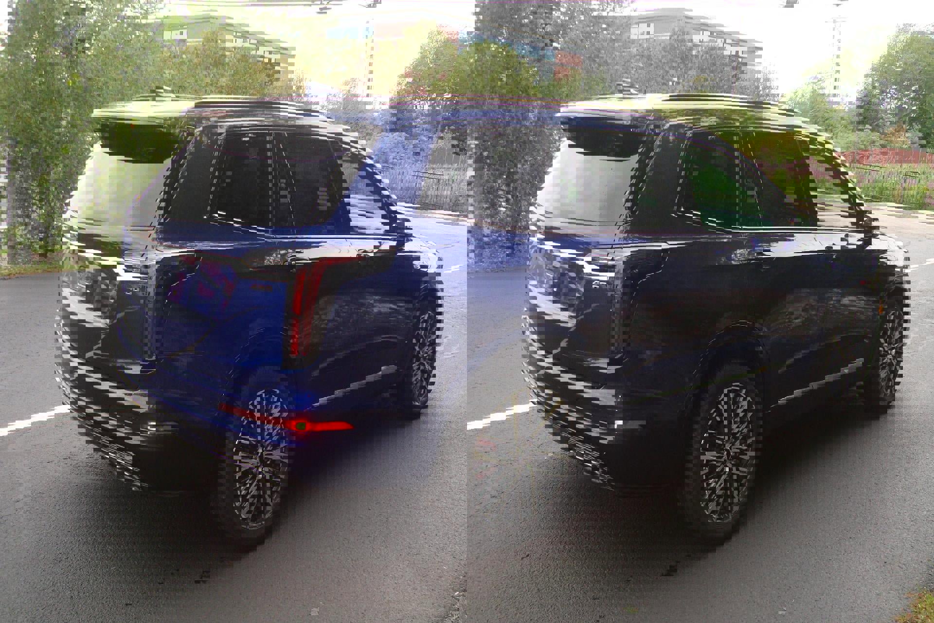 Used 2023 Cadillac XT6 Sport image 4