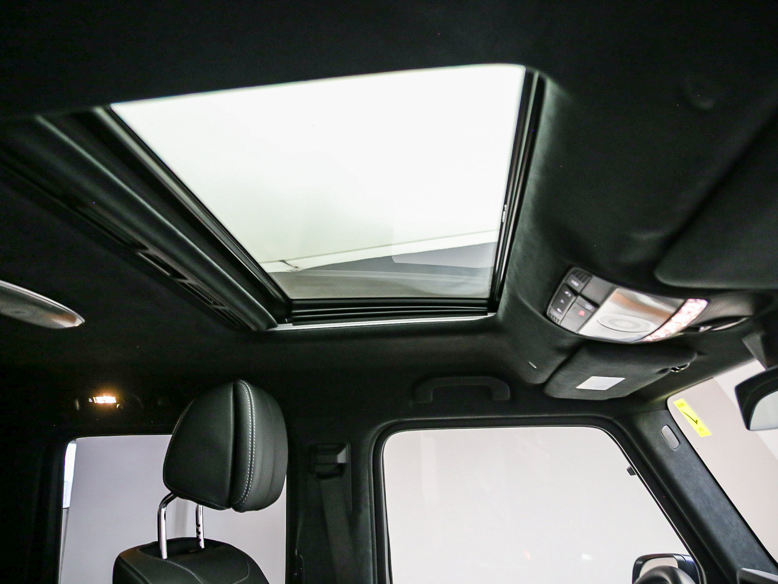 Used 2025 Mercedes-Benz G 550 image 26