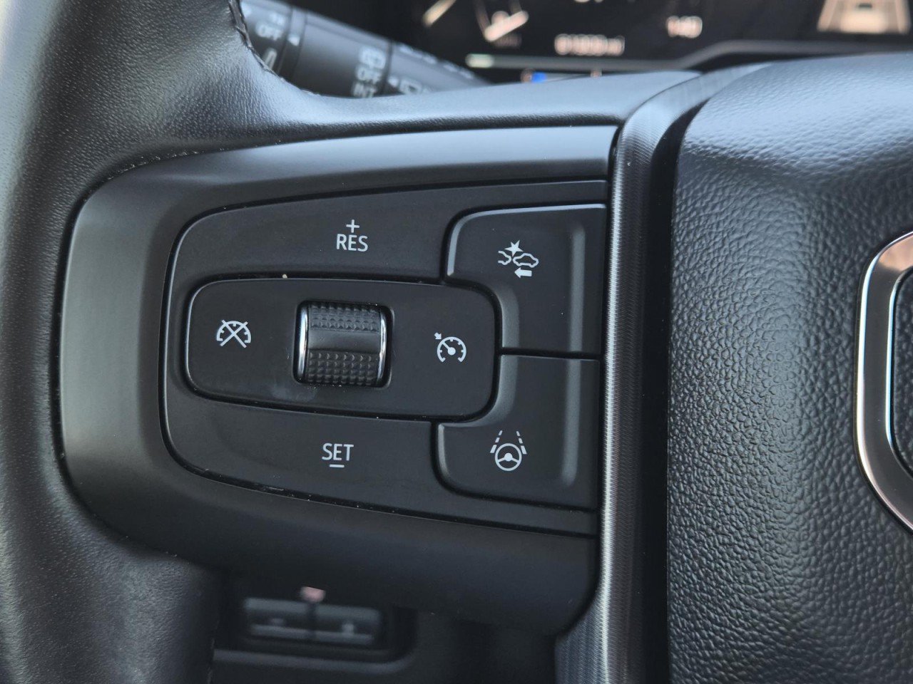 Certified 2023 GMC Yukon Denali Ultimate AWD/4WD image 20