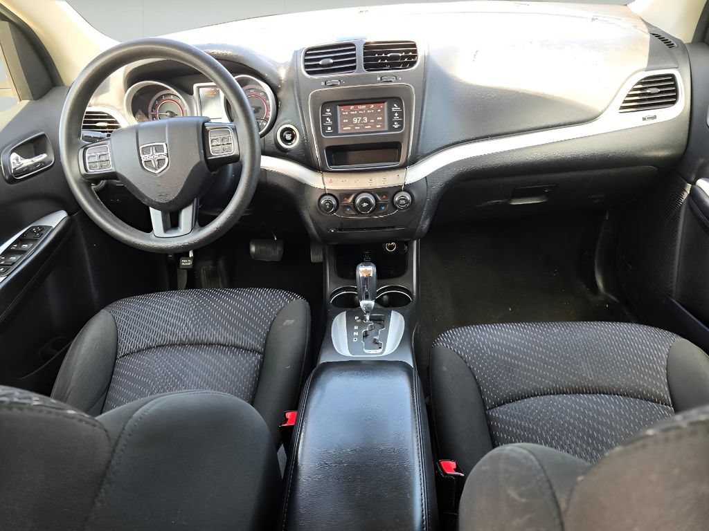 Used 2019 Dodge Journey SE w/ Blacktop Package FWD image 13