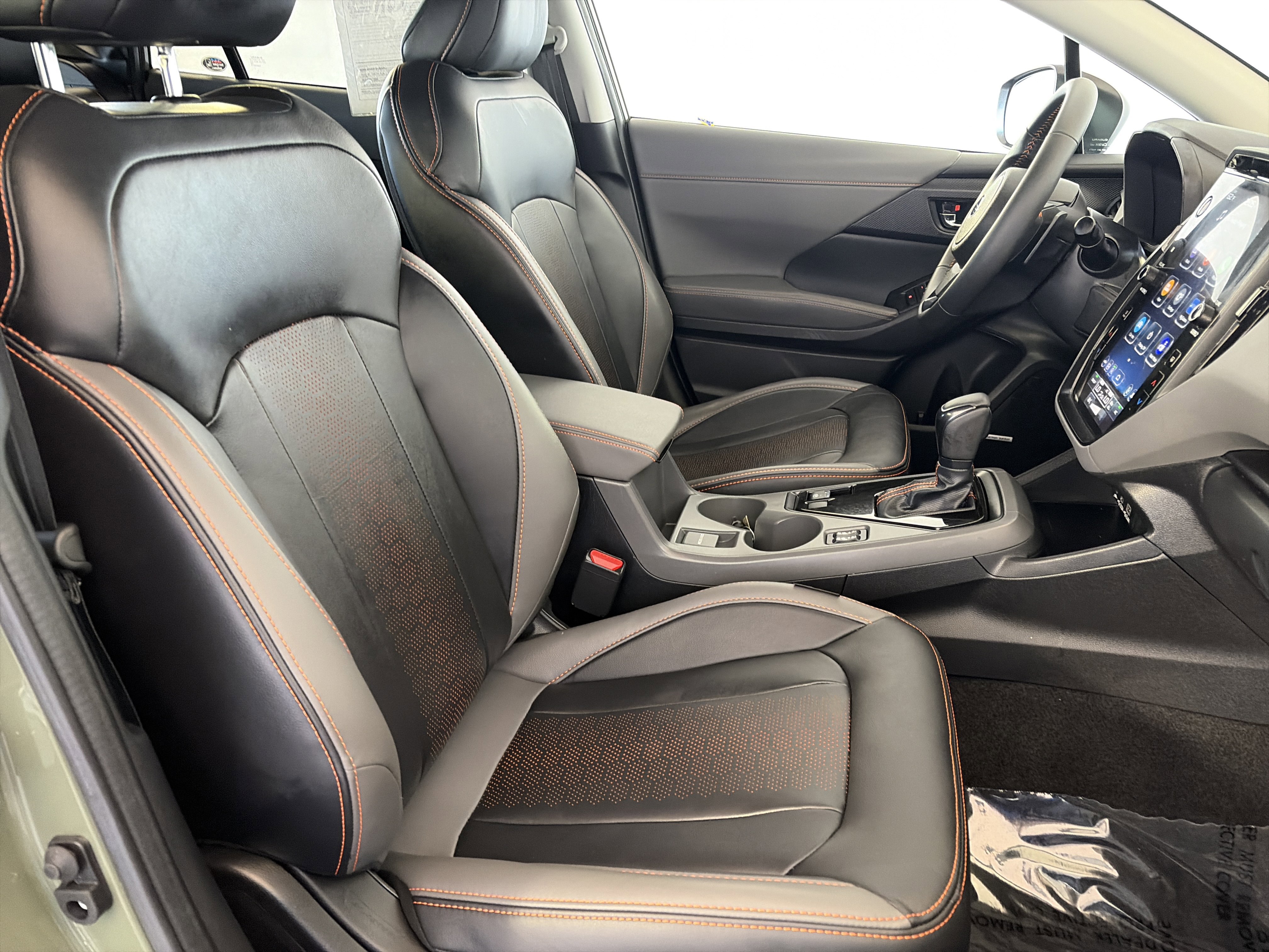 Used 2025 Subaru Crosstrek 2.5i Limited w/ Popular Package #3A image 28