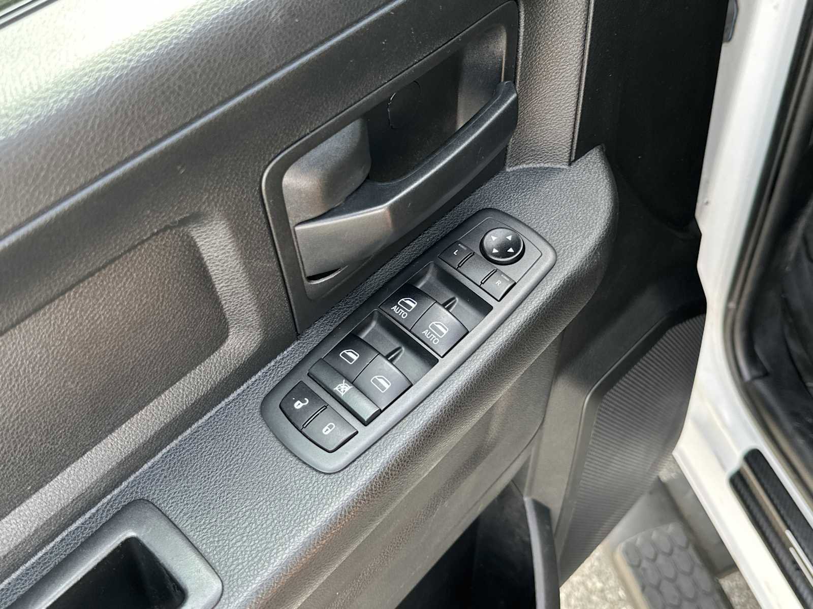 Used 2020 RAM 2500 Tradesman image 18