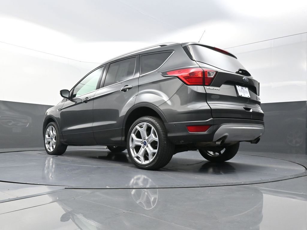 Used 2019 Ford Escape Titanium AWD/4WD image 28