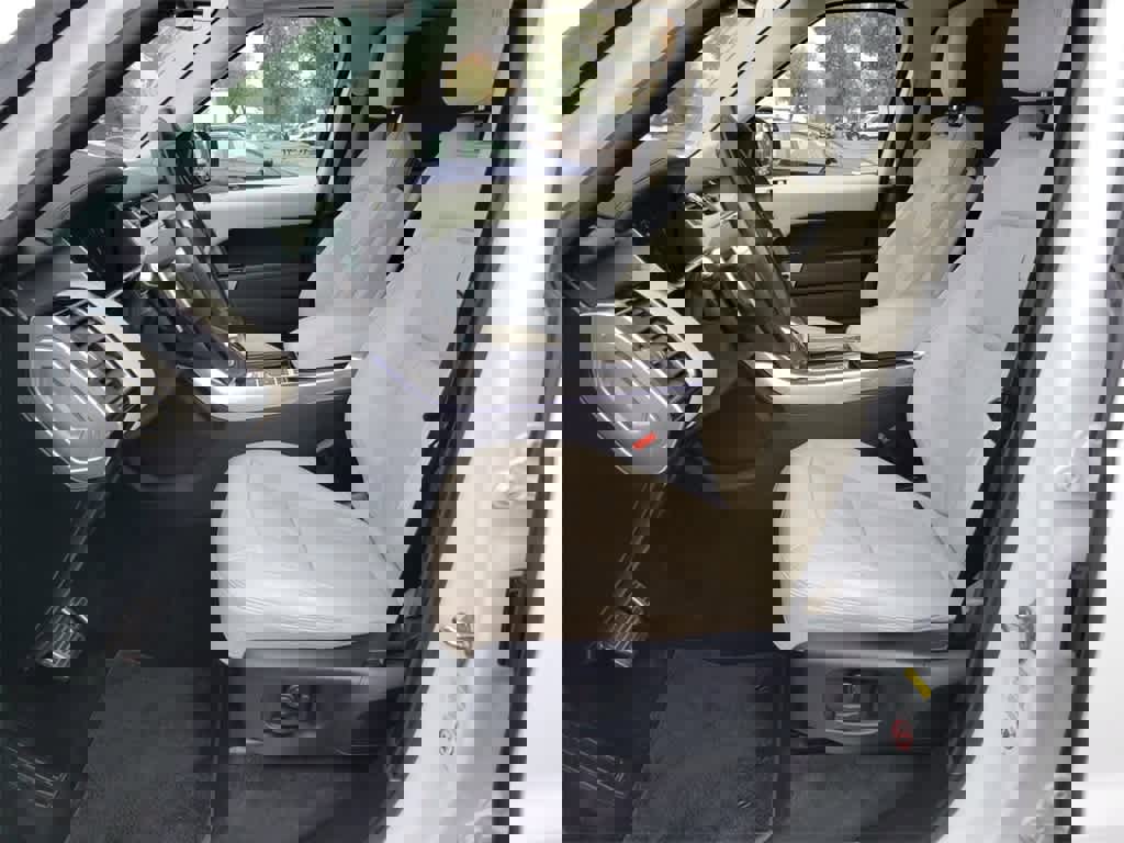 Used 2020 Land Rover Range Rover Sport HSE Dynamic image 10