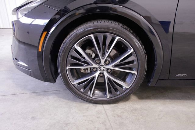 Used 2024 Toyota Prius XLE image 10