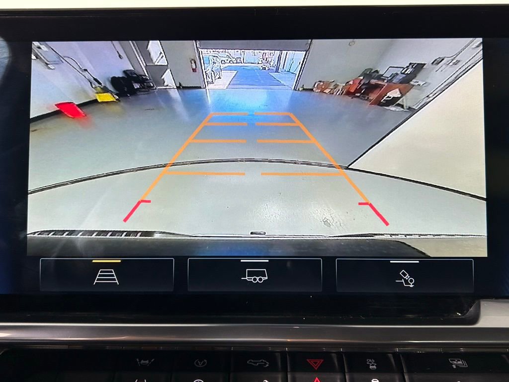 Used 2024 Chevrolet Silverado 1500 LT w/ Leather Package image 19