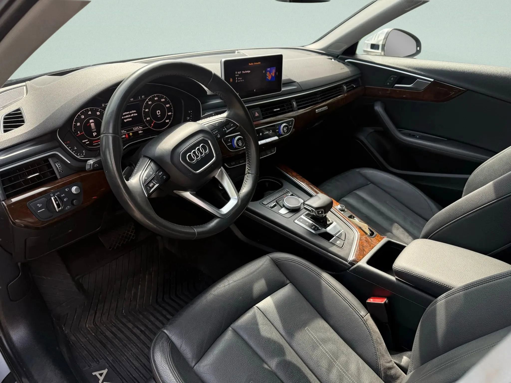 Used 2018 Audi A4 2.0T allroad Prestige w/ Prestige Package AWD/4WD image 19