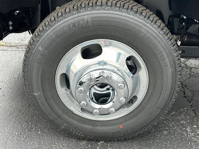 New 2026 Ford F350 XLT image 15