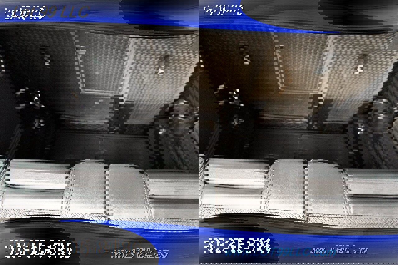 Used 2021 Land Rover Defender 110 X-Dynamic HSE AWD/4WD image 17