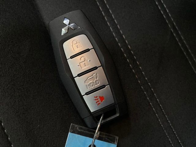 Used 2025 Mitsubishi Outlander Ralliart image 22