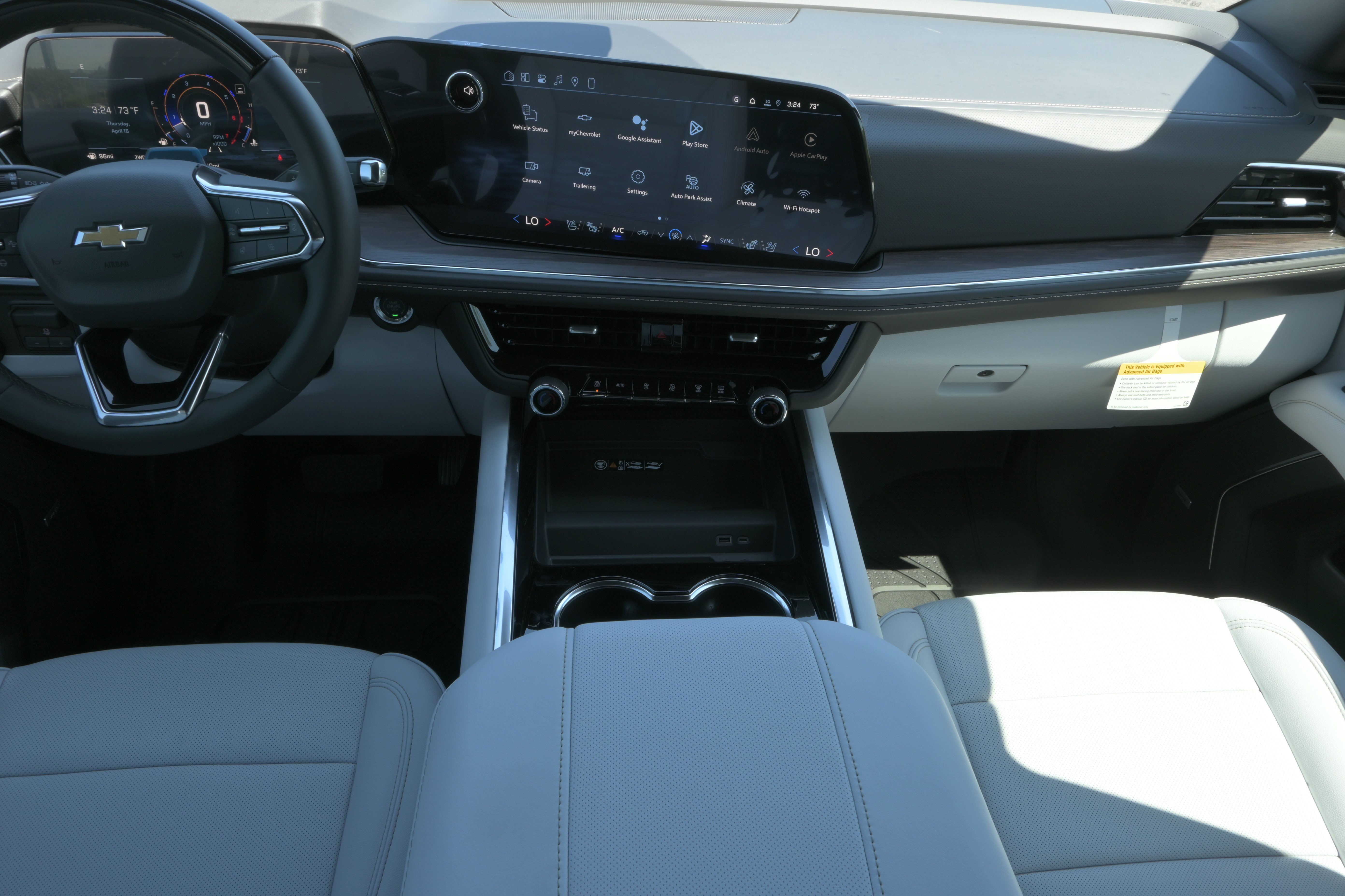 New 2026 Chevrolet Suburban Premier AWD/4WD image 17