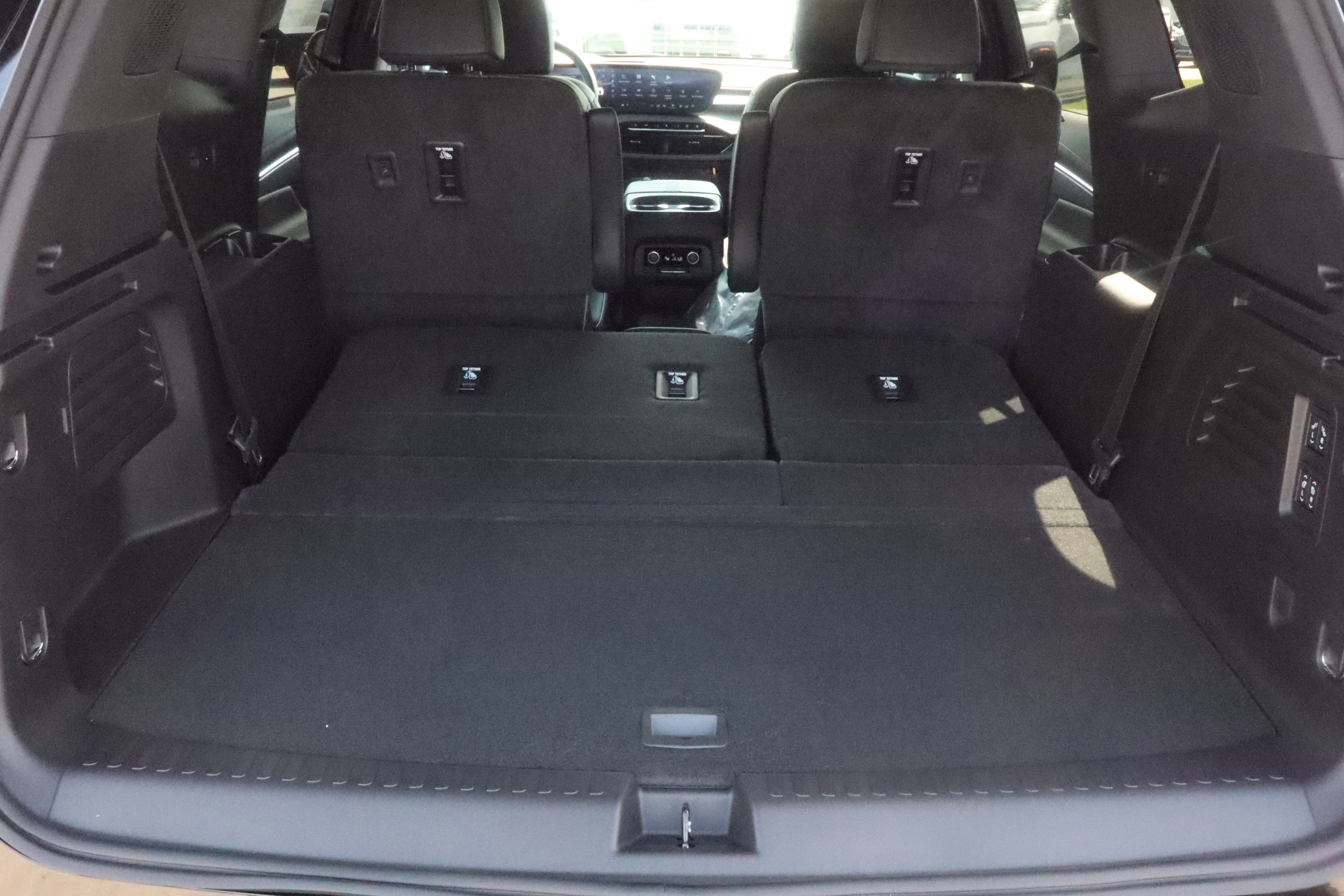 New 2026 Buick Enclave Sport Touring w/ Power Package image 16