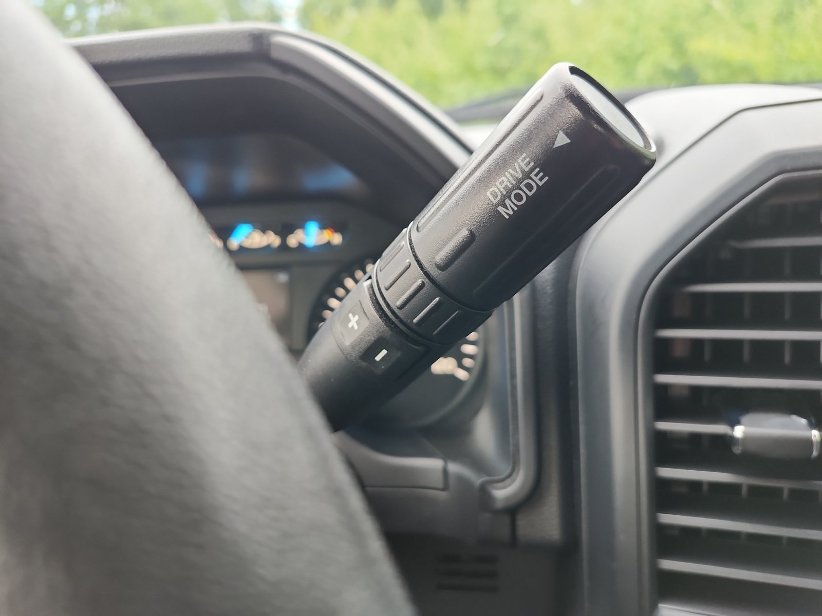 Used 2019 Ford F150 XL w/ Equipment Group 101A Mid AWD/4WD image 21