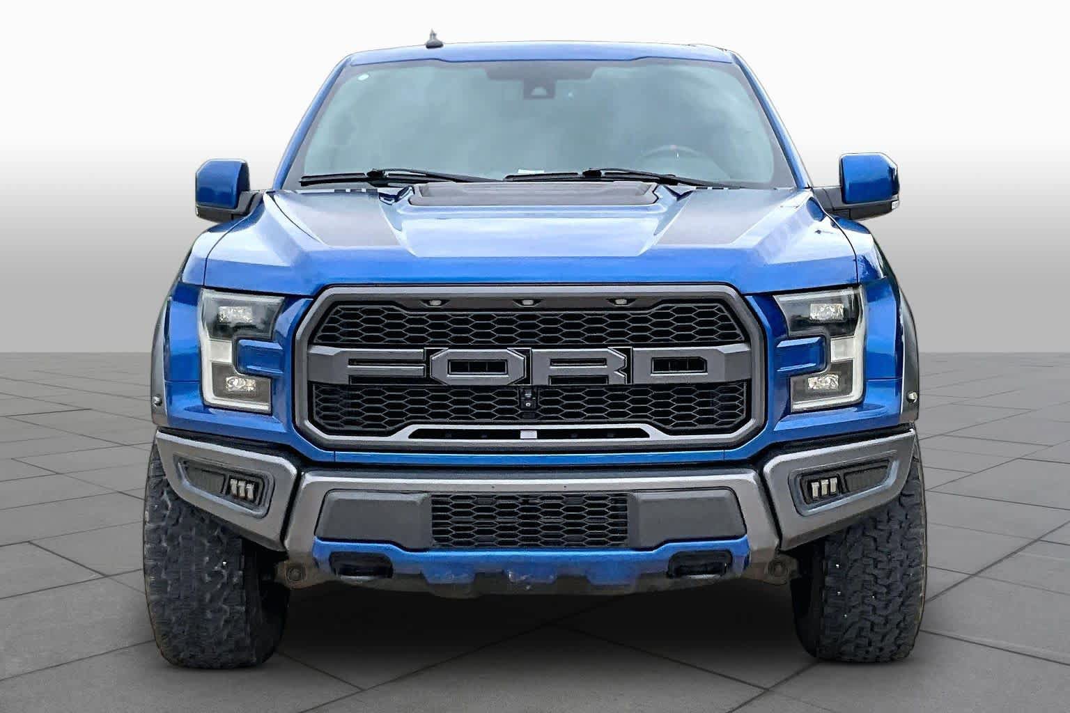 Used 2017 Ford F150 Raptor w/ Equipment Group 802A Luxury AWD/4WD image 5