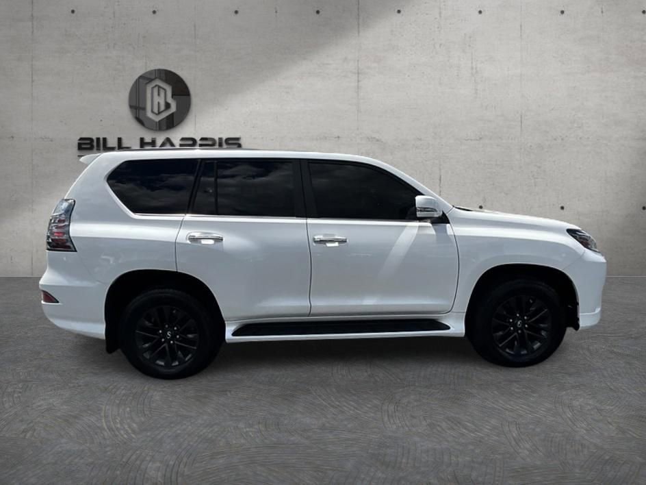 Used 2020 Lexus GX 460 Premium w/ Premium Package AWD/4WD image 4