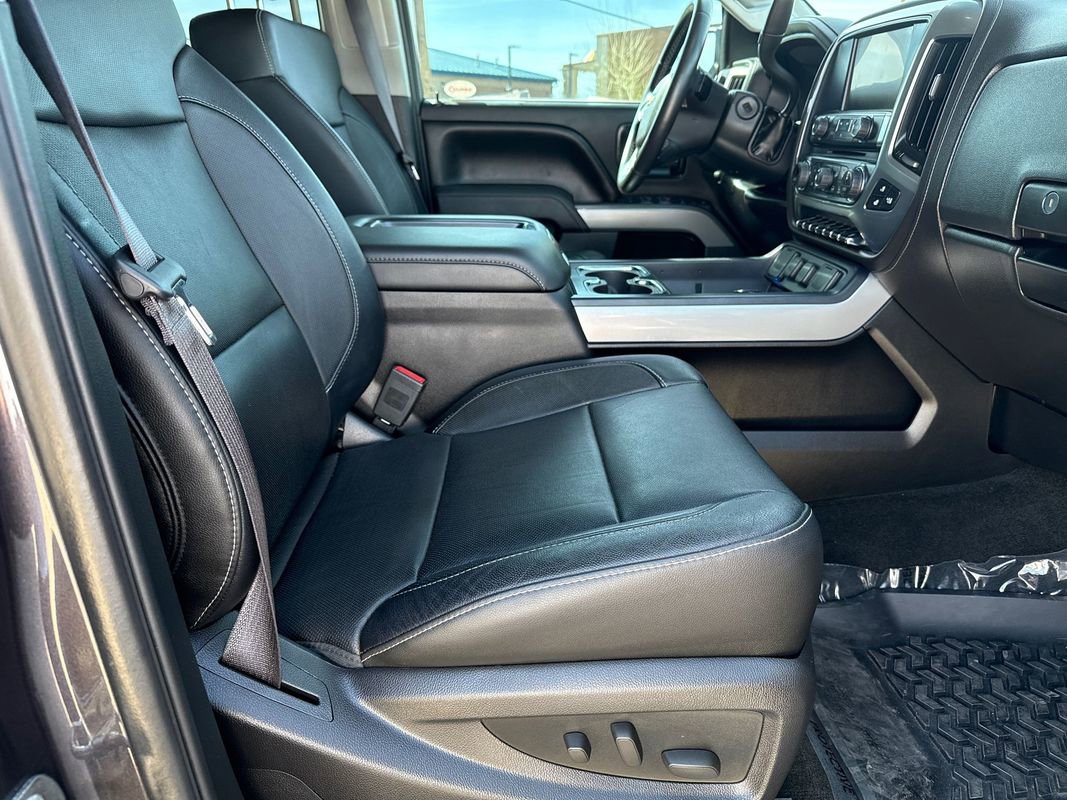 Used 2015 Chevrolet Silverado 2500 LTZ w/ Duramax Plus Package image 34