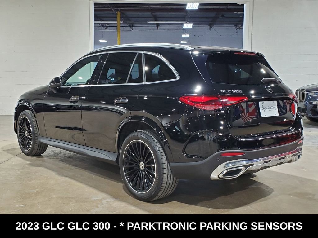 Used 2023 Mercedes-Benz GLC 300 4MATIC image 11