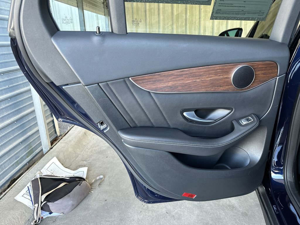 Used 2022 Mercedes-Benz GLC 300 4MATIC image 26