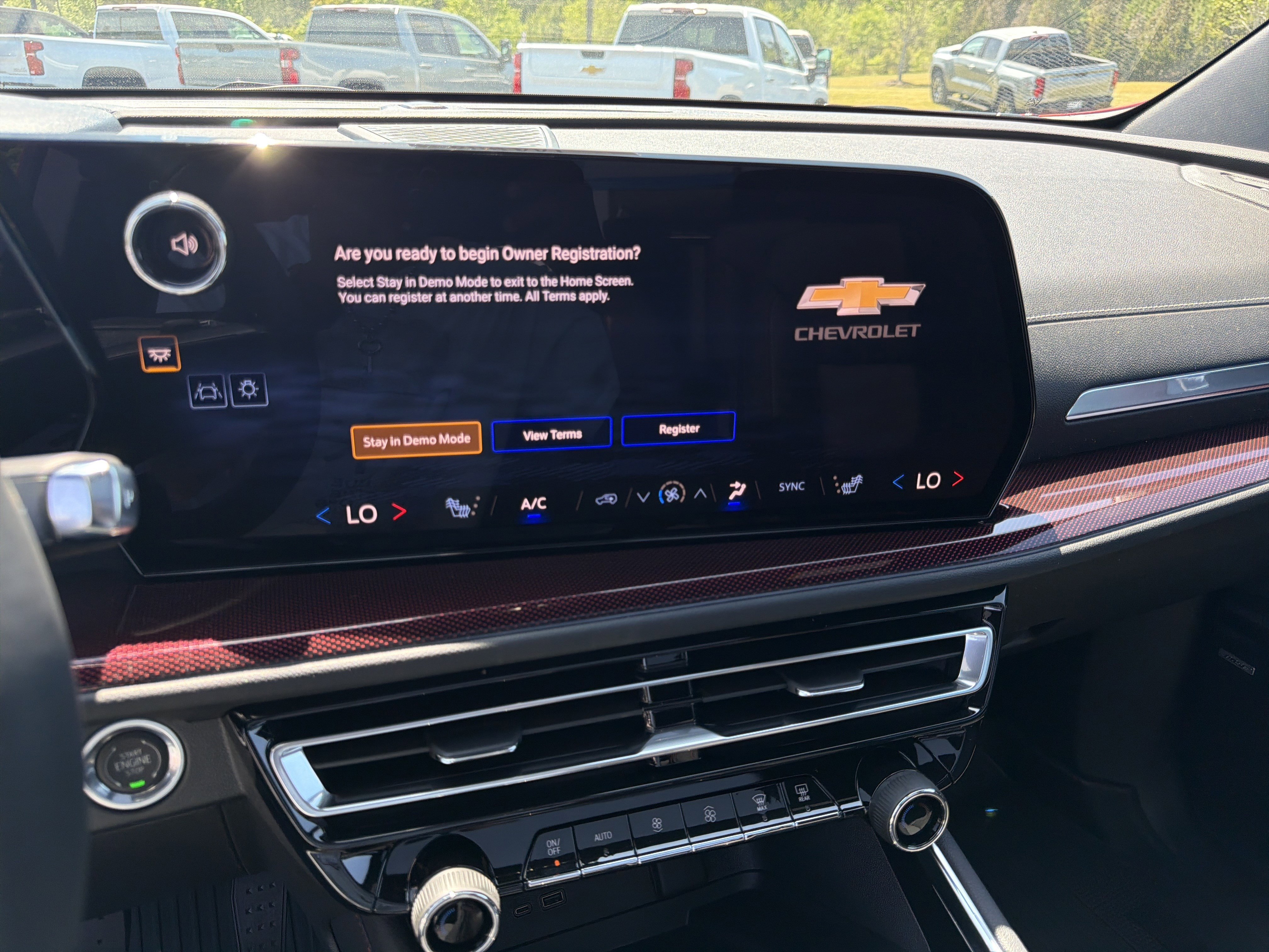 New 2026 Chevrolet Traverse Z71 w/ Enhanced Driving Package image 28