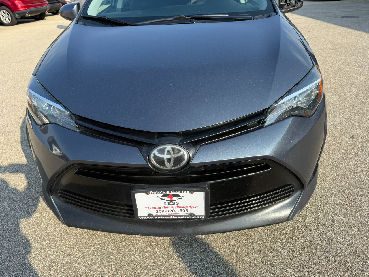 Used 2019 Toyota Corolla LE image 3