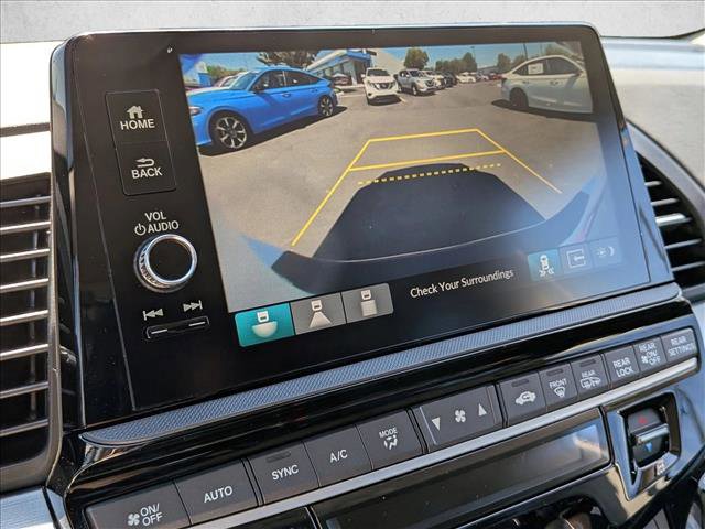 New 2026 Honda Odyssey Touring image 13