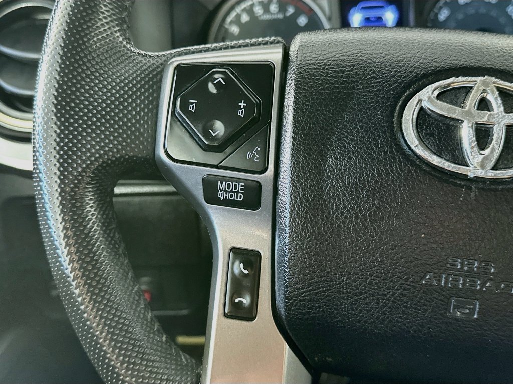 Used 2021 Toyota Tacoma SR5 AWD/4WD image 25