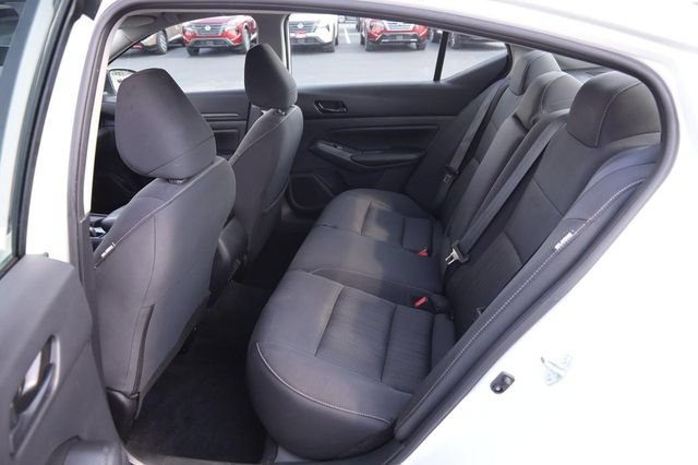 Certified 2025 Nissan Altima 2.5 SV FWD image 9